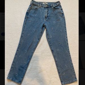PacSun crescent moon embroidered mom jeans, size 27